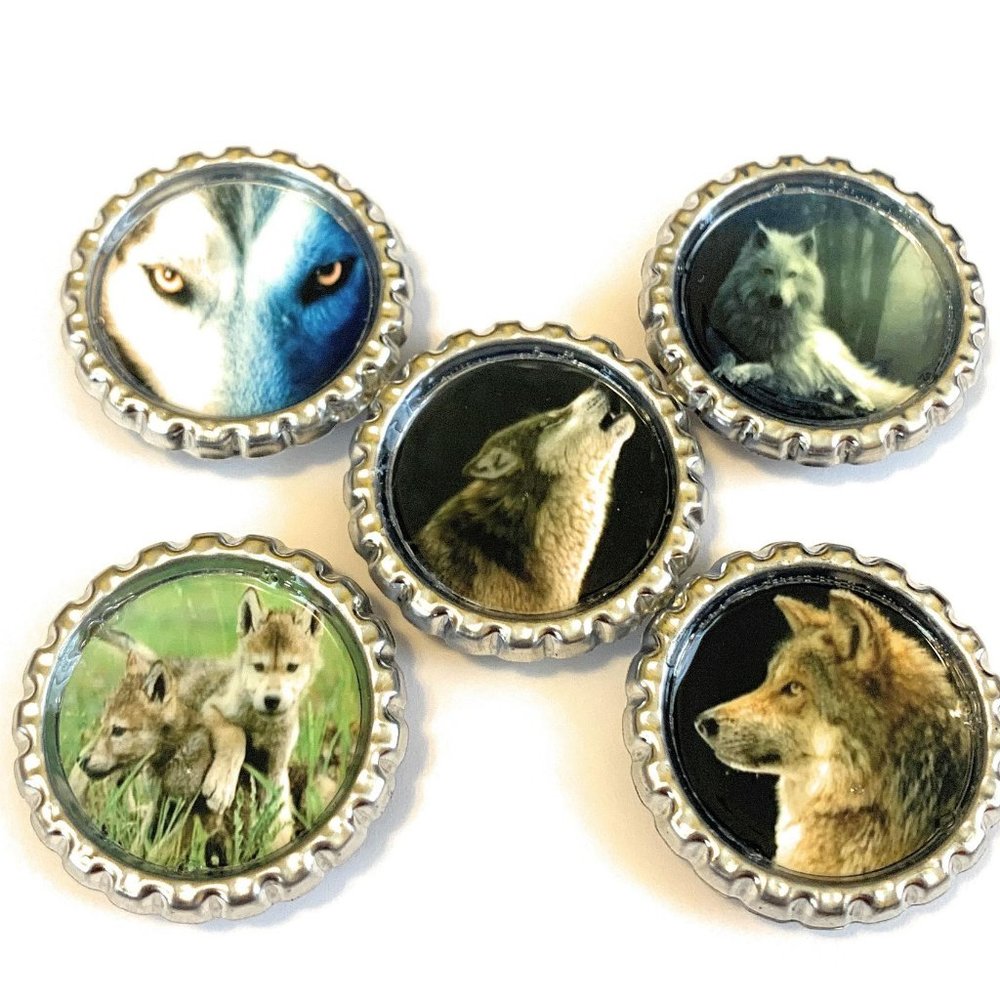 Wolf Magnet Set